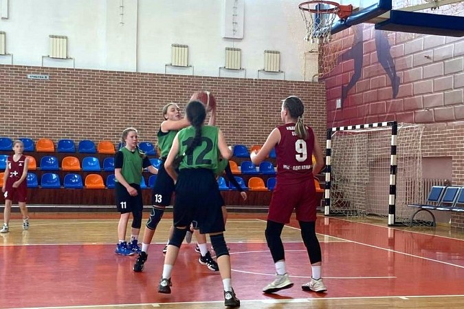 Баскетболисты Кинешмы сыграли очередные игры в первенстве Ивановской области фото 2