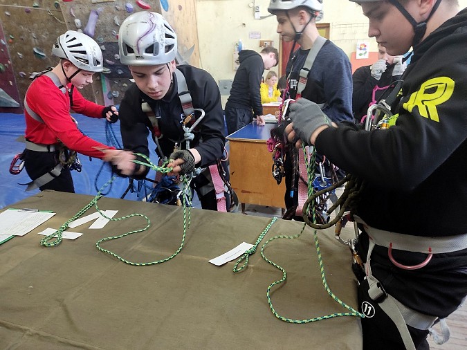 Кадеты школы №18 победили в областных соревнованиях по спортивному туризму фото 2