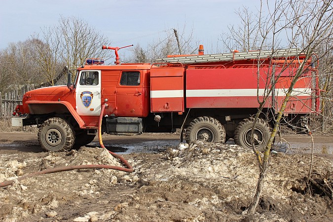 Пожарная машина и тепловизор: в Кинешме началась рекультивация свалки в Сокольниках фото 3