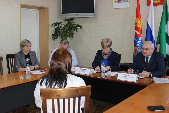 Светлана Шмелёва и Александр Фомин провели в Кинешме приём граждан фото 4