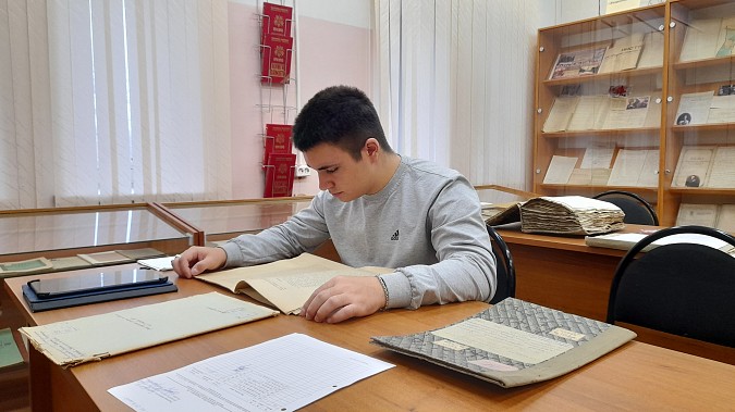 Ученик школы №18 с работой о «Томне» стал лауреатом Всероссийского конкурса краеведов фото 2