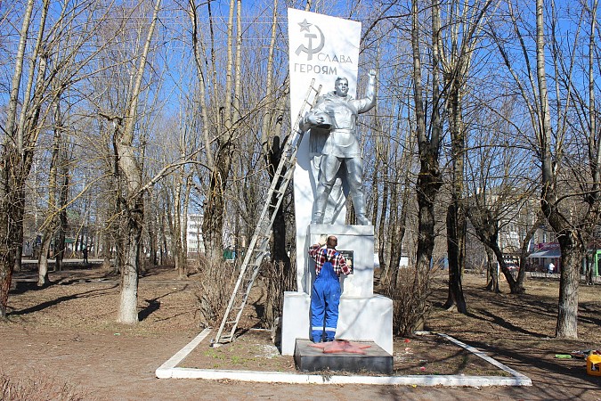 В Кинешме приступили к ремонту памятников и обелисков фото 2