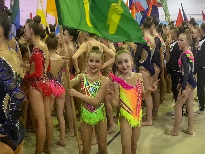 Кинешемские гимнастки выступили на Международных соревнованиях в Иванове фото 2