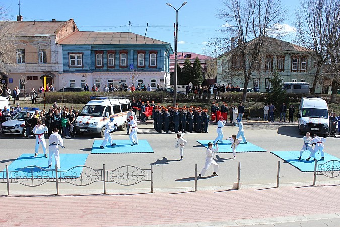 В Кинешме прошли торжества по случаю 20-летия городского поисково-спасательного отряда фото 22