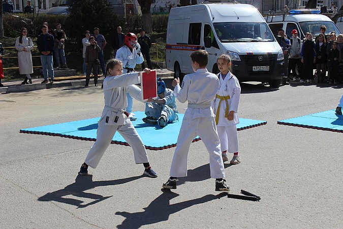 В Кинешме прошли торжества по случаю 20-летия городского поисково-спасательного отряда фото 23