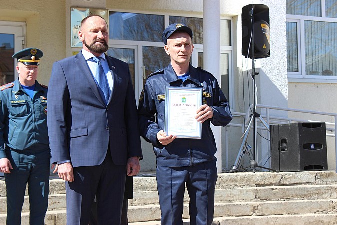 В Кинешме прошли торжества по случаю 20-летия городского поисково-спасательного отряда фото 19