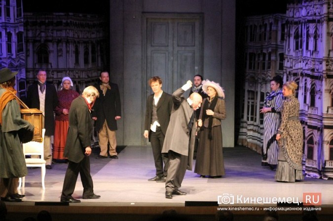 Владимирский театр драмы показал «Доходное место» в постановке Дмитрия Астрахана фото 9