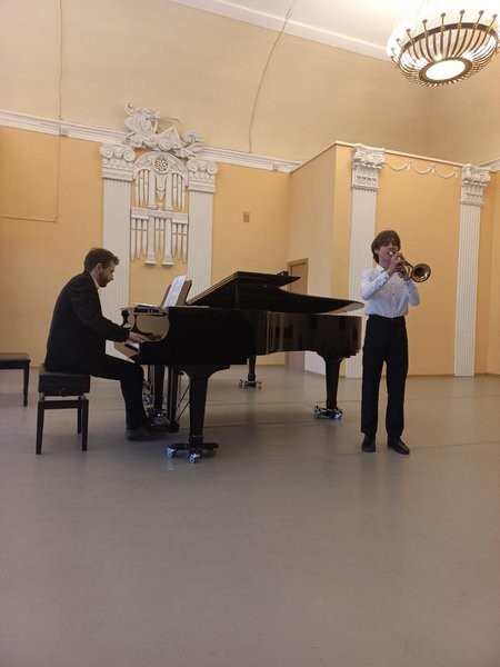 Учащиеся ДШИ победили на Всероссийском конкурсе исполнителей на духовых и ударных инструментах фото 5