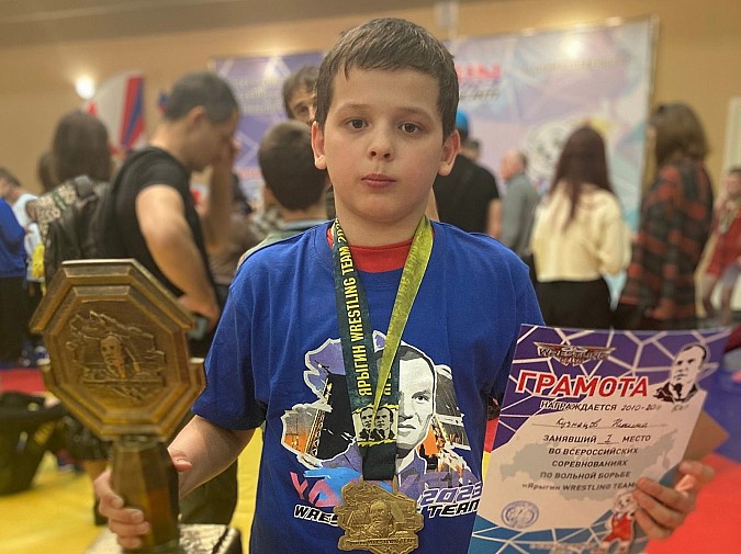 Борец из Кинешмы Никита Кузнецов выиграл Всероссийский турнир «Ярыгин Wrestling Team 2023» фото 4