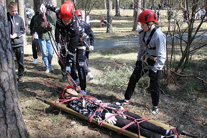 Команда школы №18 победила на городских соревнованиях «Школа безопасности» фото 12