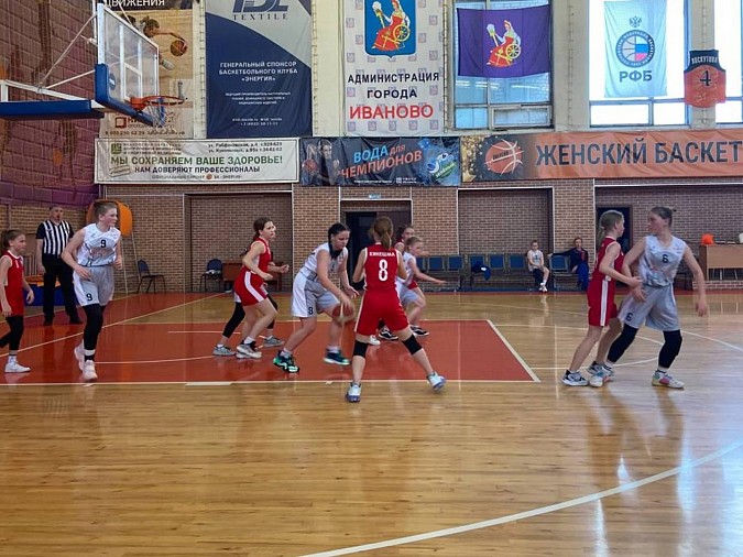 Баскетболистки «Арены» завоевали награды первенства Ивановской области фото 3