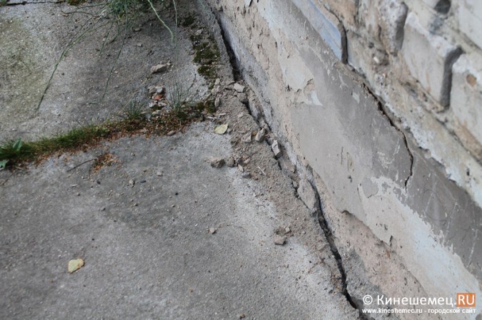 В Кинешме четырёхэтажный дом может рухнуть в Казоху фото 5