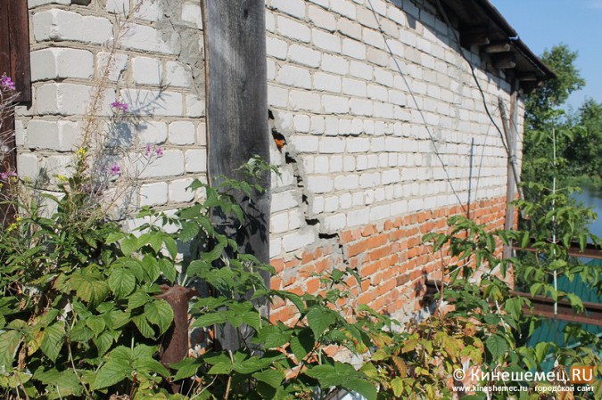 В Кинешме четырёхэтажный дом может рухнуть в Казоху фото 10