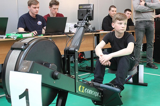 В Кинешме впервые прошли соревнования по гребному спорту в дисциплине «гребля-индор» фото 11