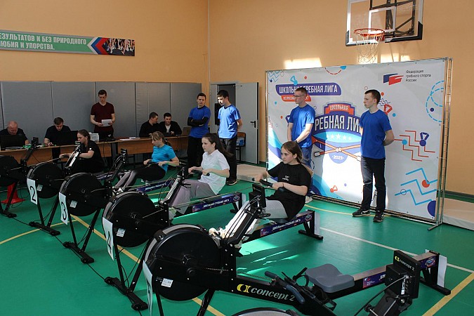 В Кинешме впервые прошли соревнования по гребному спорту в дисциплине «гребля-индор» фото 19