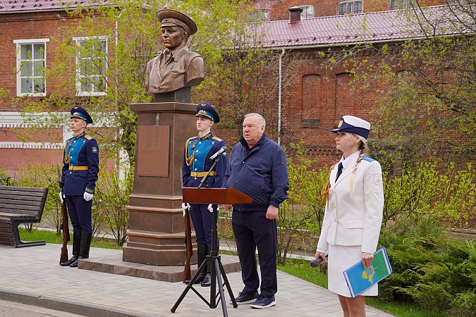 В Иванове отметили 79-ю годовщину со дня образования 98-й гвардейской дивизии ВДВ фото 13