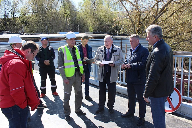 Работы по ремонту мостов через Казоху и Томну идут в две смены фото 4