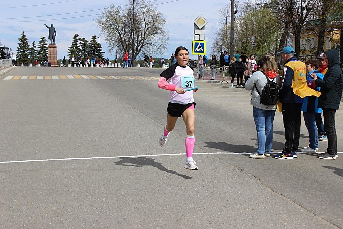 Самые интересные моменты легкоатлетической эстафеты в Кинешме фото 47