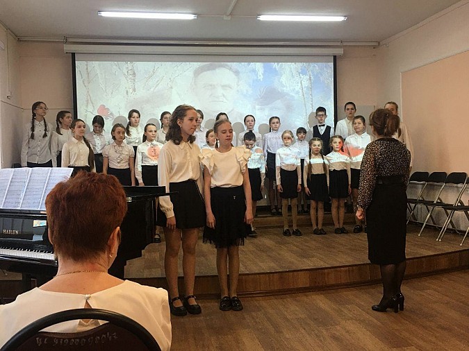 В честь Дня Победы в Кинешемской детской школе искусств прошёл концерт фото 5
