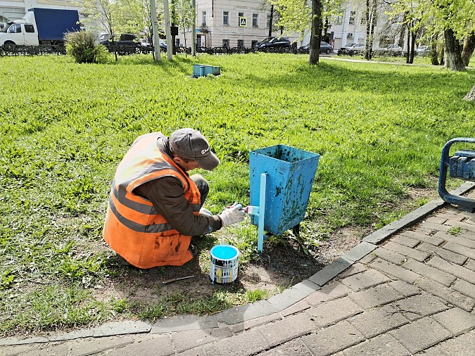 В Кинешме УГХ восстанавливает урны фото 2