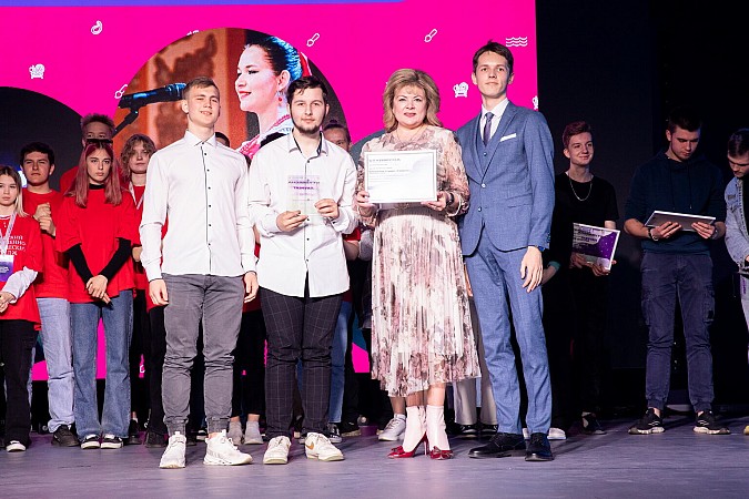 Студенты кинешемских колледжей - лауреаты областного фестиваля «Студенческая весна» фото 15