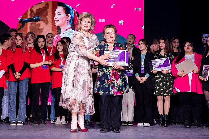 Студенты кинешемских колледжей - лауреаты областного фестиваля «Студенческая весна» фото 21