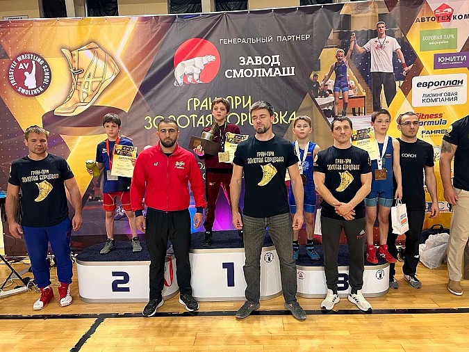 Кинешемцы завоевали награды «Золотой борцовки» в Смоленске фото 5
