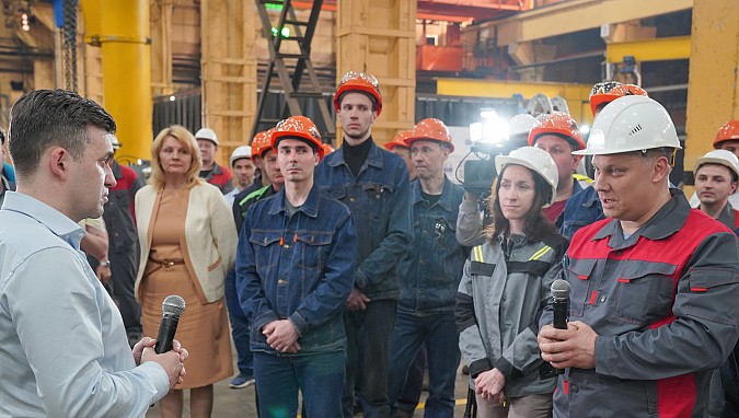 Ивановские рабочие попросили Станислава Воскресенского вновь участвовать в выборах губернатора фото 2