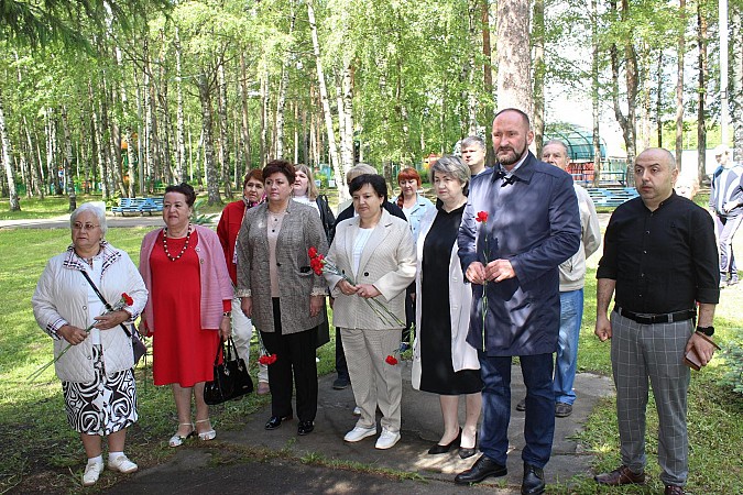 Кинешемцы почтили память земляков, павших в боях с поляками в 1609 году фото 11