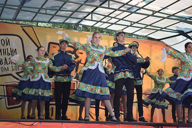 В Кинешме впервые состоялся большой семейный фестиваль  «Вся фишка в шишке» фото 43