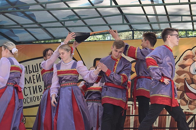 В Кинешме впервые состоялся большой семейный фестиваль  «Вся фишка в шишке» фото 29