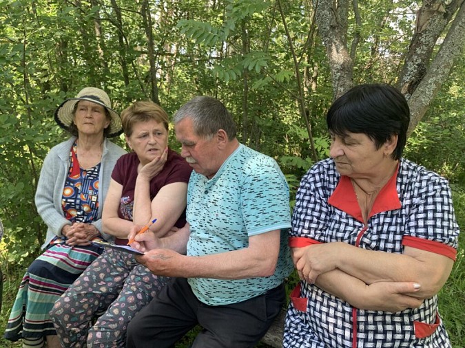 Александр Фомин помог жителям «Новинок» с капремонтом крыши фото 5