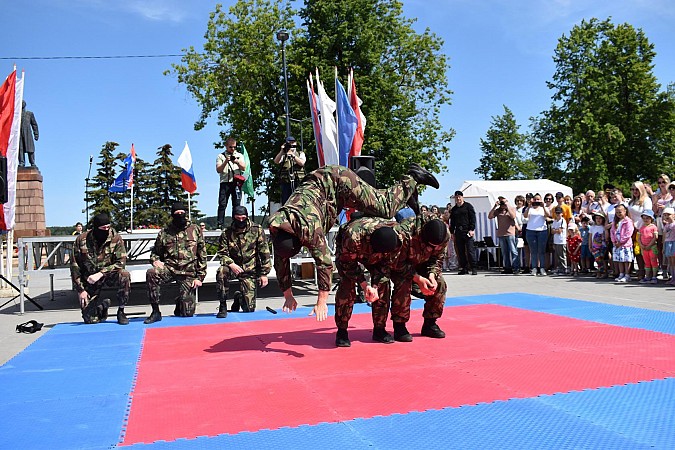 В День открытых дверей в Кинешме полиция продемонстрировала свою боеготовность фото 11