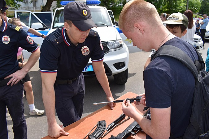 В День открытых дверей в Кинешме полиция продемонстрировала свою боеготовность фото 31