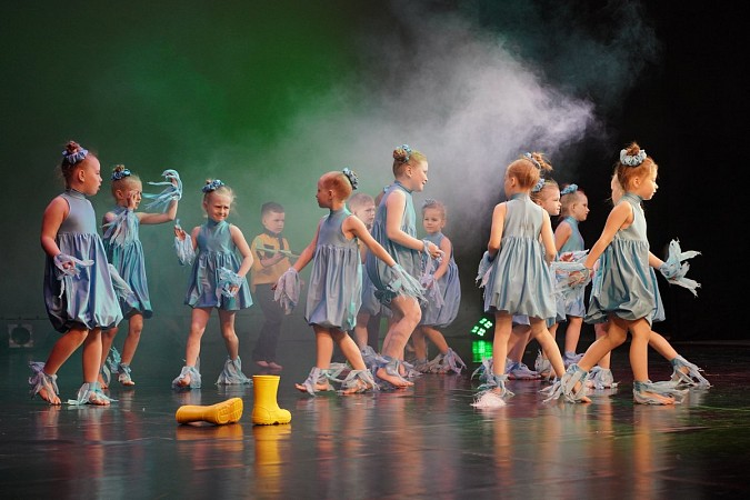 В Кинешме с аншлагом прошёл отчётный концерт школы танцев «Вдохновение» фото 35