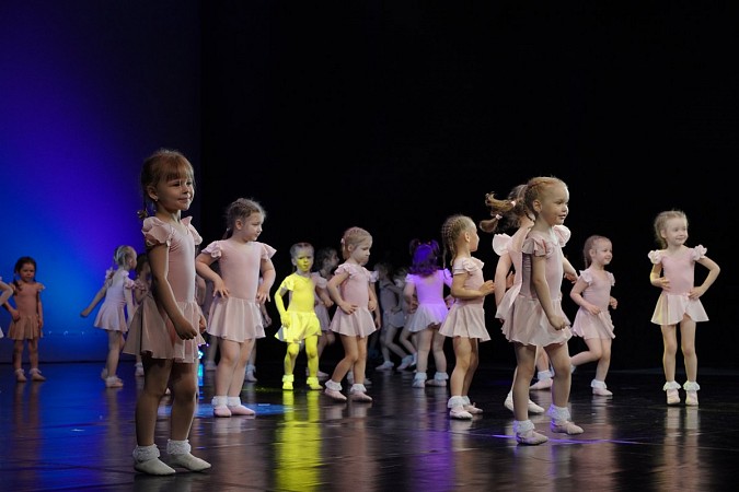 В Кинешме с аншлагом прошёл отчётный концерт школы танцев «Вдохновение» фото 30