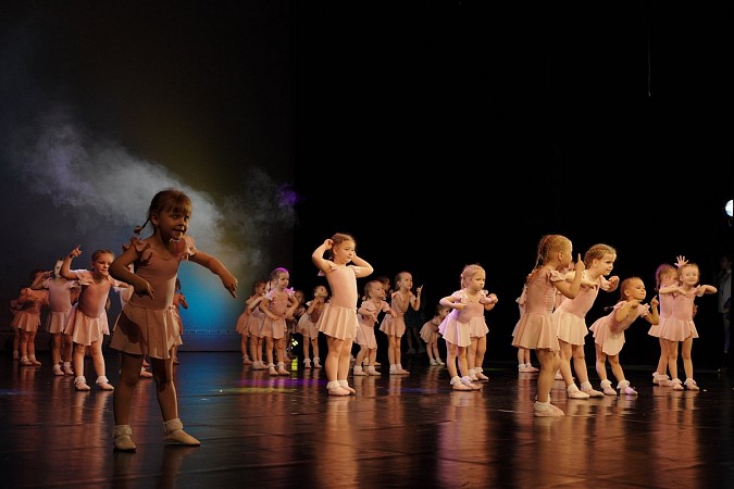 В Кинешме с аншлагом прошёл отчётный концерт школы танцев «Вдохновение» фото 31