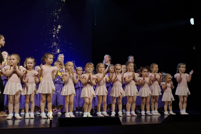 В Кинешме с аншлагом прошёл отчётный концерт школы танцев «Вдохновение» фото 60