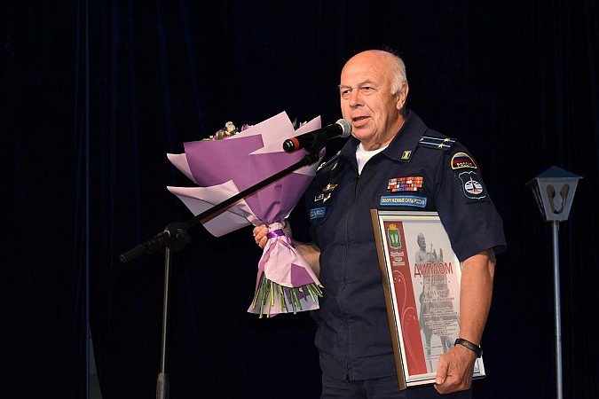 Вячеслав Захаров удостоен звания «Лауреат премии имени Фёдора Боборыкина» фото 2