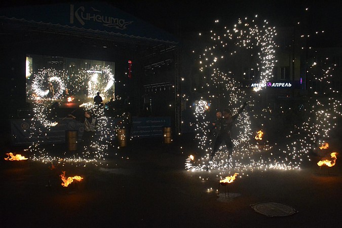 В День Кинешмы показали огненное шоу «Империя» фото 5