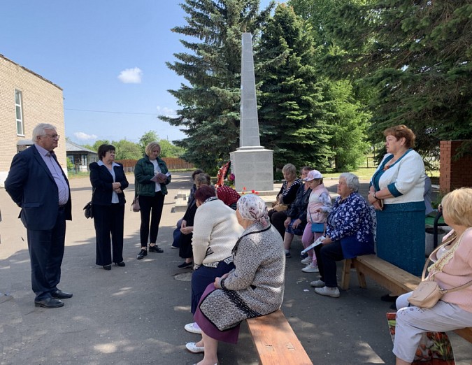 На встрече с Александром Фоминым решемцы подняли много актуальных проблем фото 4