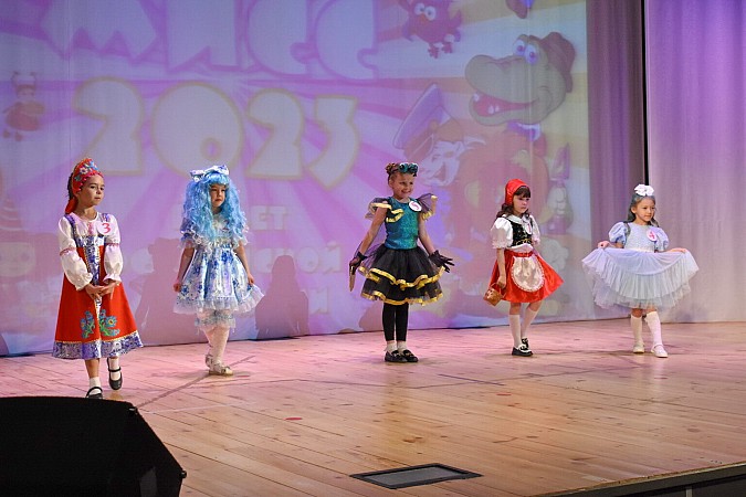 В Кинешме выбрали «Мини–мисс 2023» фото 2