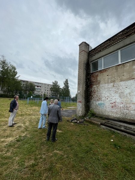 В школе №17 начался ремонт спортивного зала фото 3