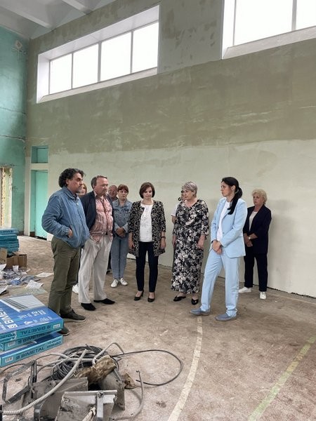 В школе №17 начался ремонт спортивного зала фото 5