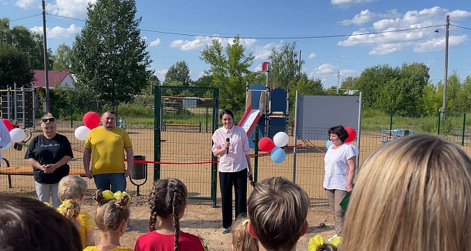 В Наволоках открыли спортплощадку, построенную по программе поддержки местных инициатив фото 2