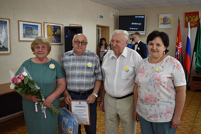 В Кинешме чествовали победителей и участников конкурса «Семья года» фото 23