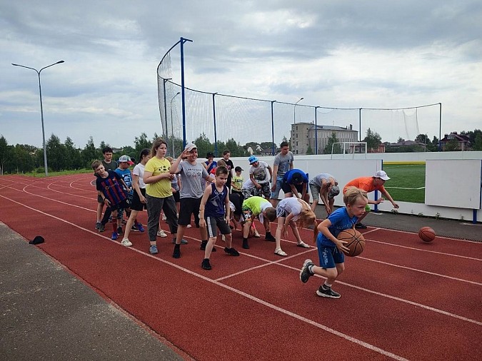 На базе ФОК «Волга» состоялся спортивный праздник фото 2