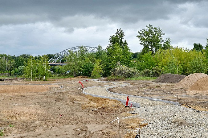 В Кинешме продолжается благоустройство бульвара у ТЦ «Кинешемский» фото 5