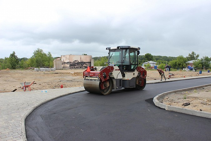 В Кинешме продолжается благоустройство бульвара у ТЦ «Кинешемский» фото 11