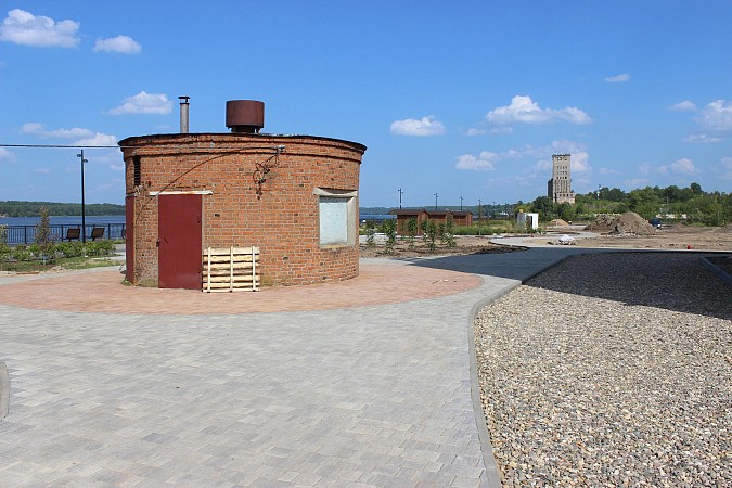 В Кинешме продолжается благоустройство бульвара у ТЦ «Кинешемский» фото 4